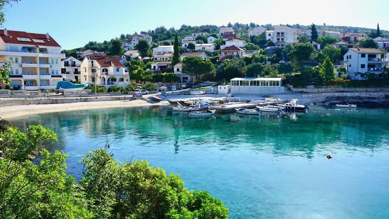 Apartmani Laura Trogir Apartament