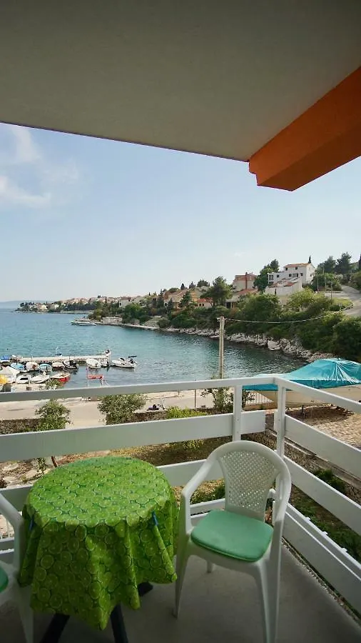 Apartmani Laura Trogir Apartmán