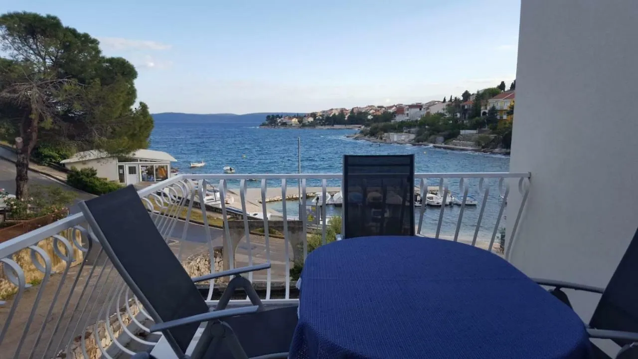 Apartmani Laura Trogir Chorvatsko